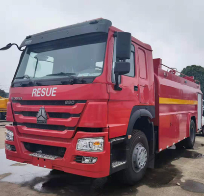 Sinotruk HOWO Xe phun nước cao áp chữa cháy 10000L