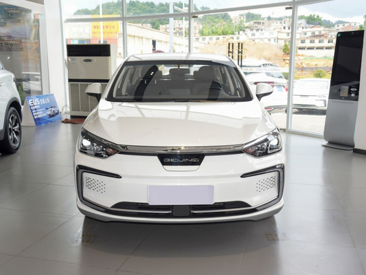 Xe du lịch tự động BAIC EU5 AT 8 tốc độ cao Xe sedan phiên bản sang trọng