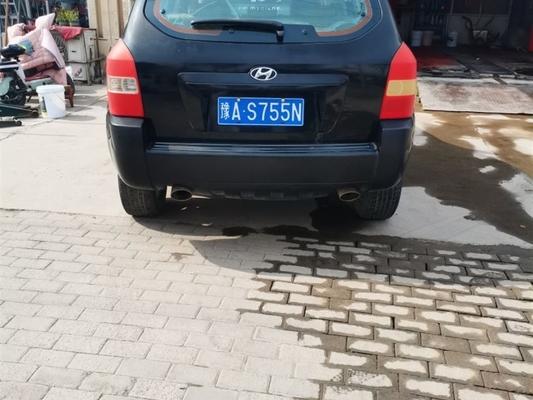 Hyundai Tucson 2009 2.0L Xe đã qua sử dụng Cửa sổ trời dẫn động hai cầu tự động 120000 km Euro IV
