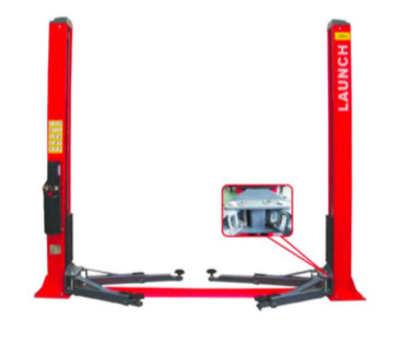 Tự động ra mắt 4 tấn hai bài nâng ô tô trong kho