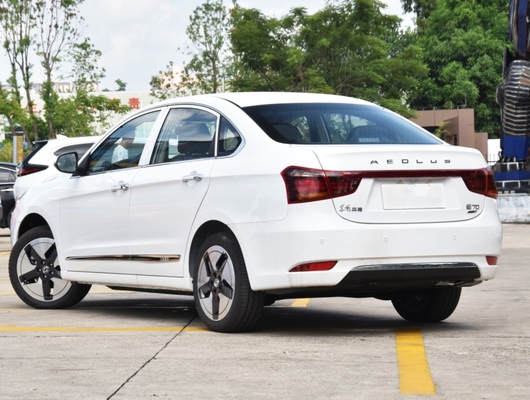 120kw 230NM Ô tô điện Dongfeng tầm xa Sedan AEOLUS E70