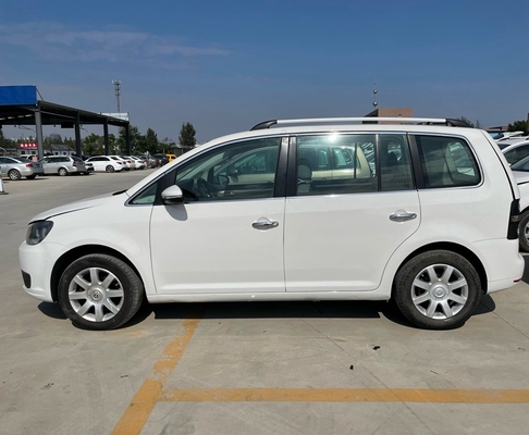 Đã tân trang lại xe cơ giới đã qua sử dụng Volkswagen Touran MPV 6 chỗ 86000km