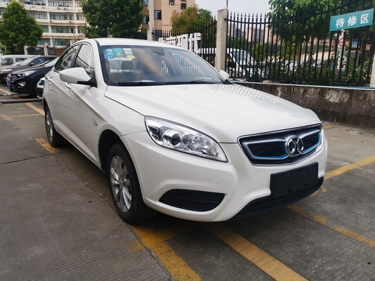 Xe ô tô sedan điện EU260 100kw 260NM