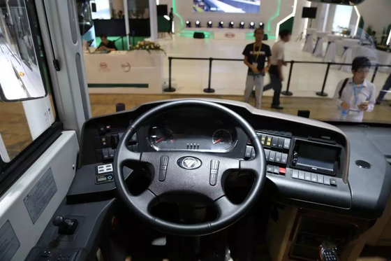 Foton 12m Xe buýt VIP Coach Sang trọng Kính chắn gió Kép BJ6122U7BJB 24-52 Ghế